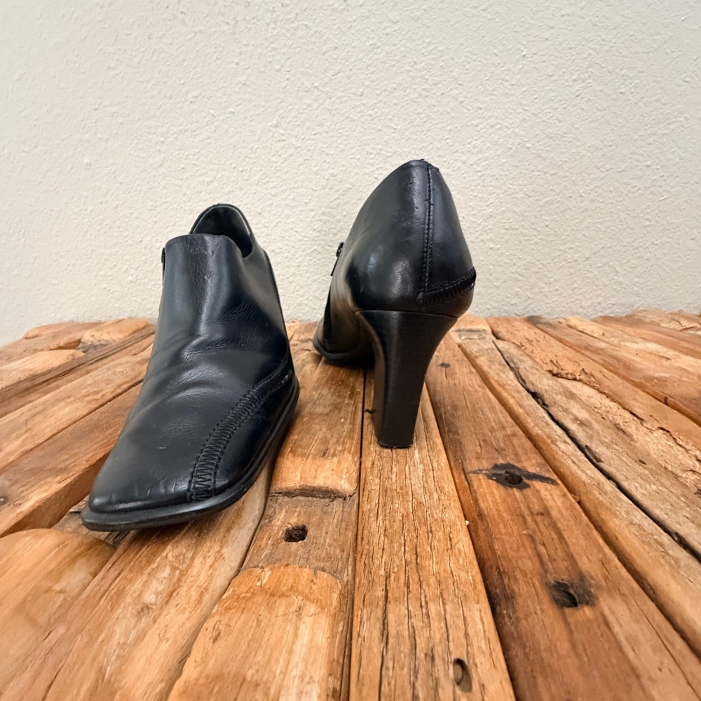 Franco Sarto Black Leather Square Toe Shooties Whipstitch Block Heel Ankle Boots - Picture 6 of 6